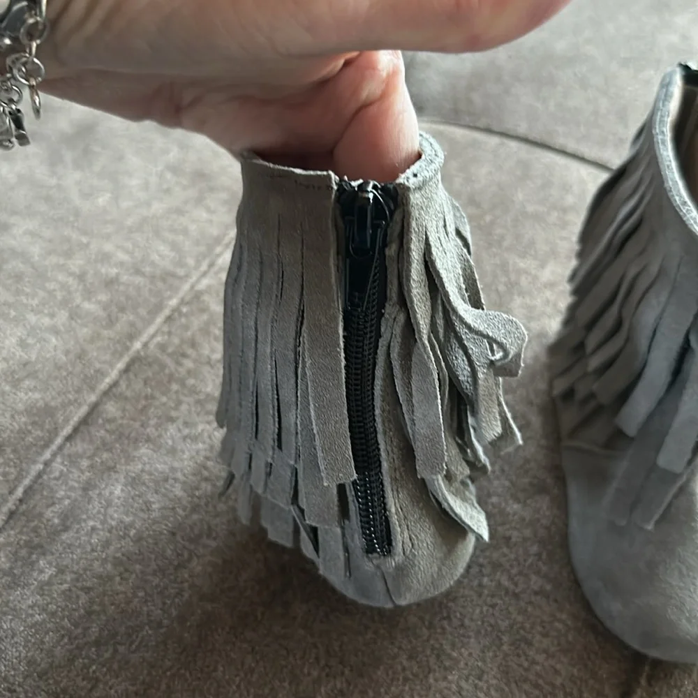 New Monkey Feet Toddler Girl’s Fringe Boots Size 18-24M